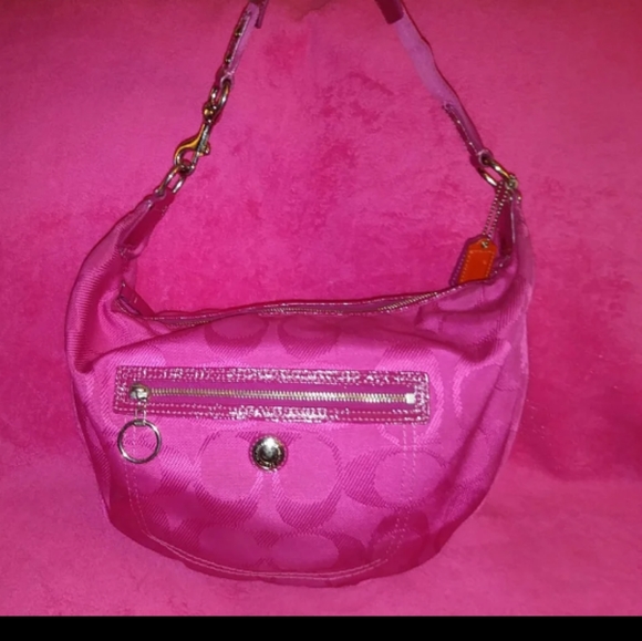 Coach hot pink Hobo - Picture 5 of 5